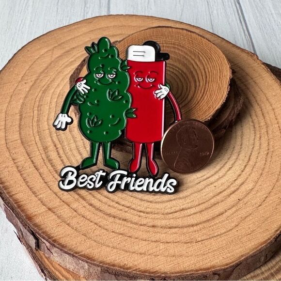 Best Friends Bud Lighter Enamel Pin/ Brooch Lapel - Picture 3 of 6